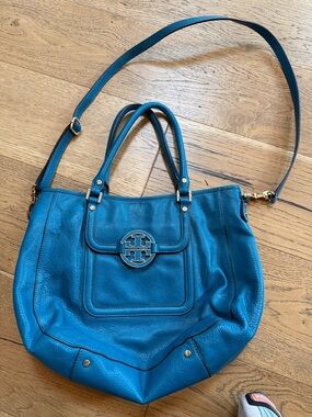Tory Burch Teal Pebbled Leather Logo Shoulder Bag